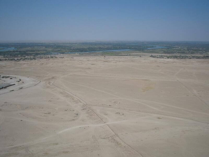 Landscape in central Iraq. | Photo by Adam Lynch/flickr [CC BY-SA 2.0]